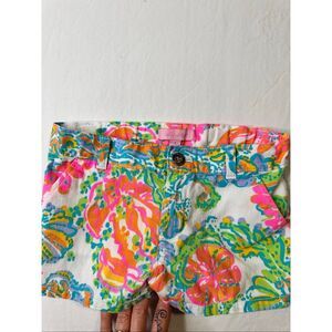 Lilly Pulitzer Girls Shorts in Floral Classic Lilly Print Cotton, Size 8